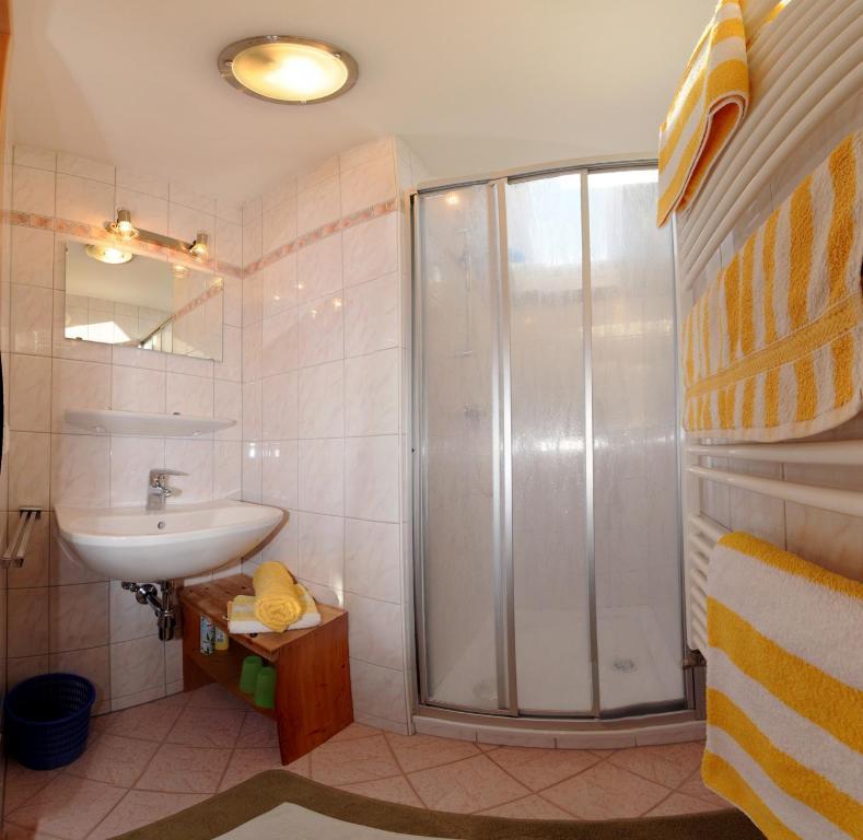 Haus Lukasser Grobming Cameră foto